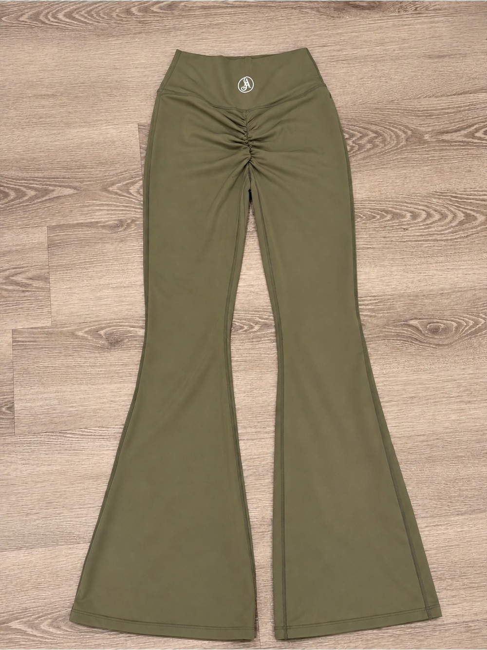 Allure by Ana Olive Green Scrunch Flare Leggings